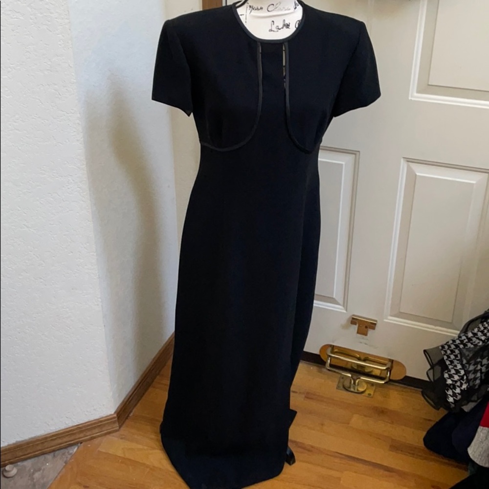 Liz Claiborne Black Short-Sleeve Midi Dress